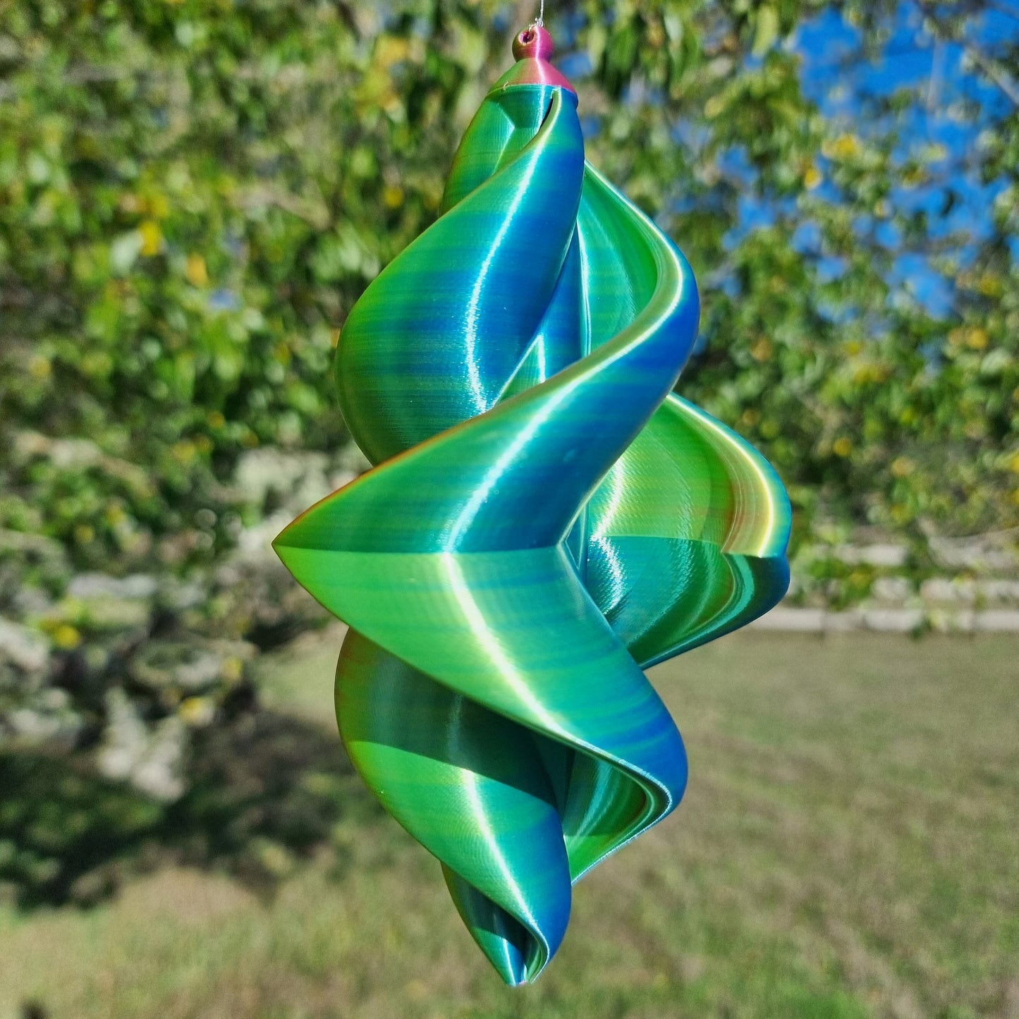 Small - Duality Wind Spinner - Fushia Yellow Blue - Length: 18cm/7"