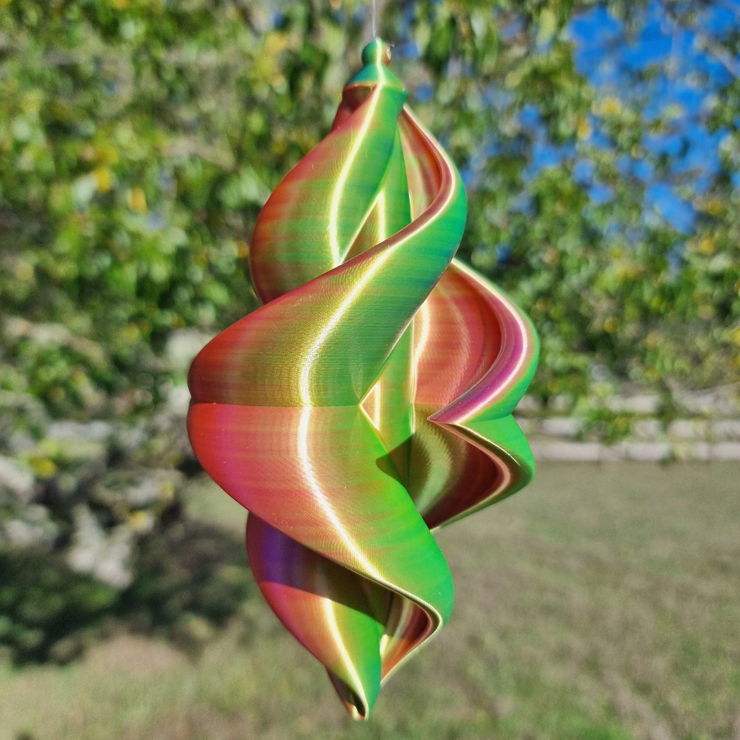 Small - Duality Wind Spinner - Fushia Yellow Blue - Length: 18cm/7"